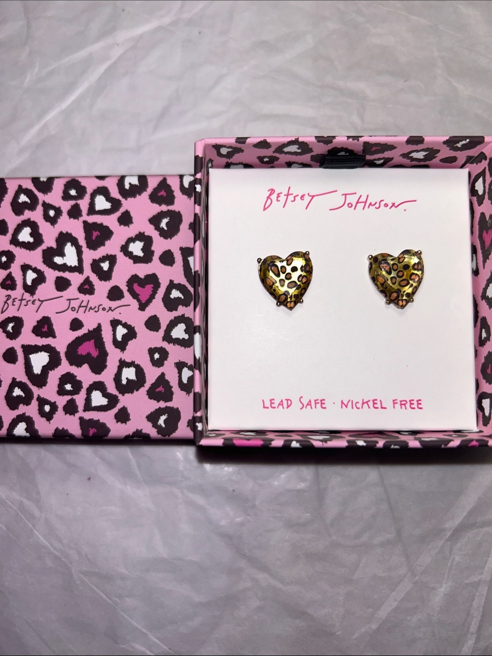 Betsey Johnson leopard print heart stud earrings In limited edition box NIB/NWT